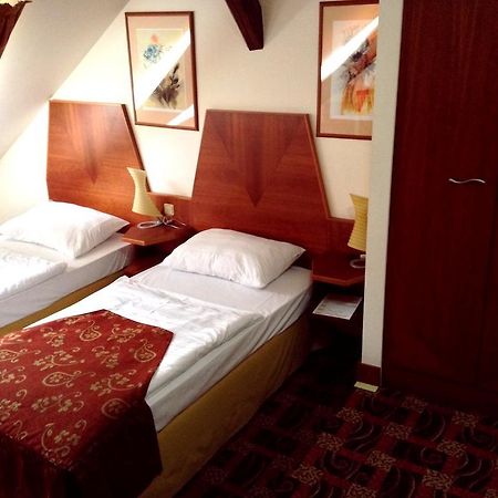 Old Town Bed & Breakfast Ceske Budejovice Bagian luar foto