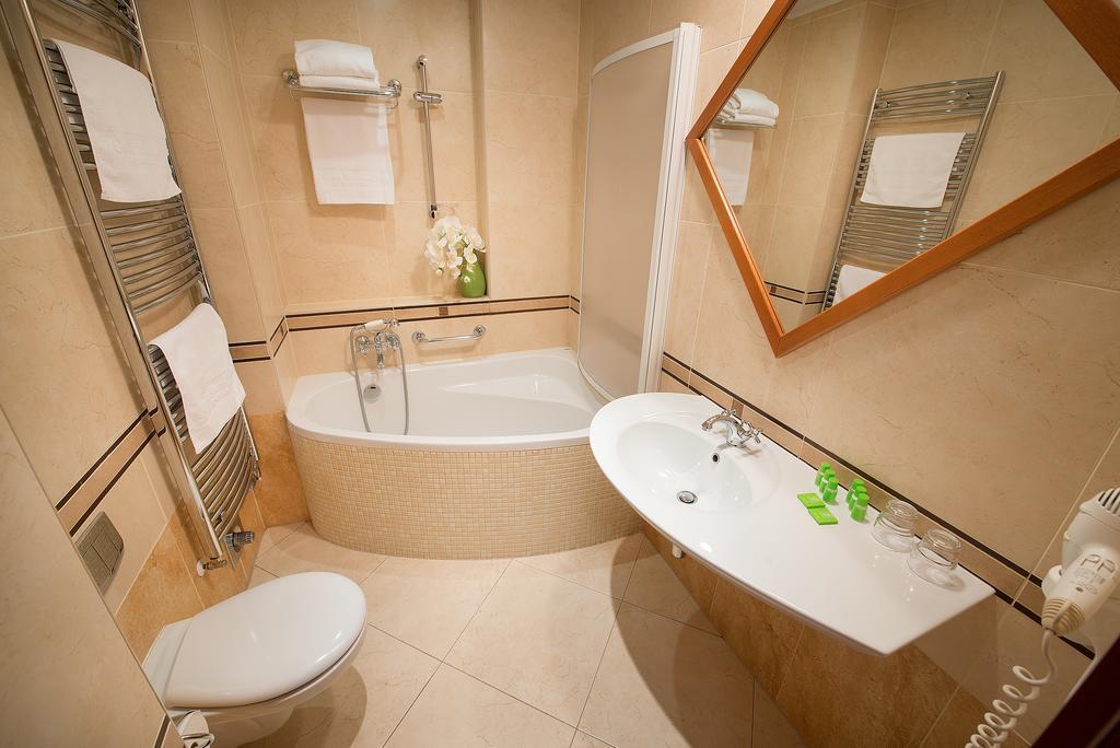 Old Town Bed & Breakfast Ceske Budejovice Bagian luar foto